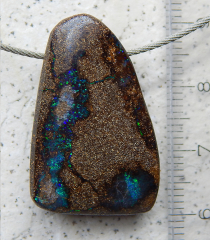 Boulder Opal am Band - Video